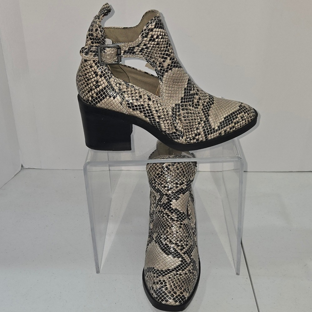 MIA Edin-S Snakeskin Print Cutout Ankle Booties Buckle Block Heel Womens 6.5M